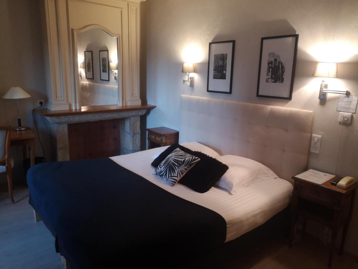 Hotel Les Deux Magots ลาโรช-แบร๋นารด์ ภายนอก รูปภาพ