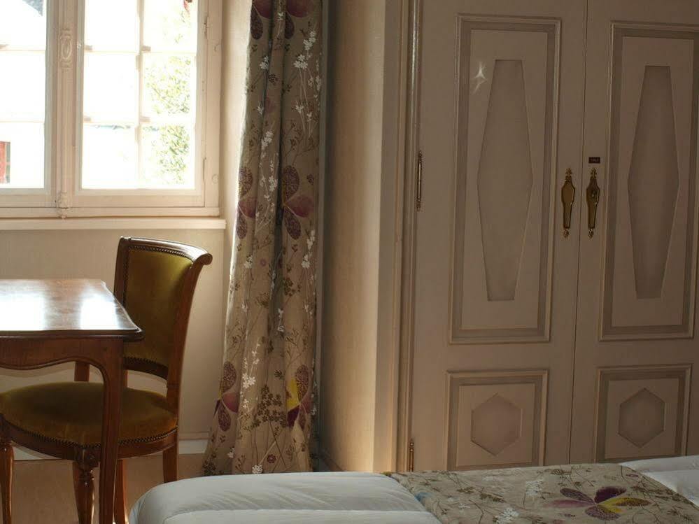 Hotel Les Deux Magots ลาโรช-แบร๋นารด์ ภายนอก รูปภาพ